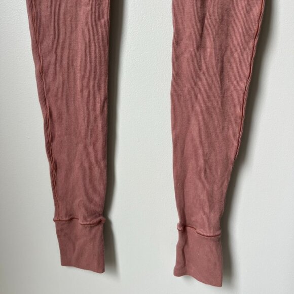 Skims Pink Leggings Women's Small - Picture 8 of 8